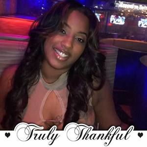 Meet your Posher, Monique